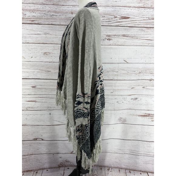 Double Zero Women's Knit Open Front Fringe Cardigan Size Medium - Picture 3 of 13